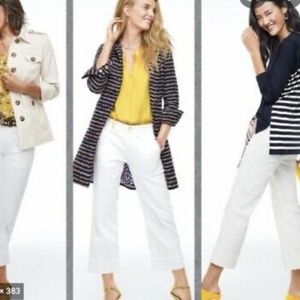 Cabi style # 5879, Lido cropped white jeans. Size 4 NWT. Never opened bag.